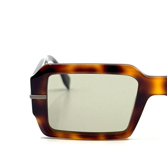 New, FENDI Sunglasses FE40073U 53E Authentic - Picture 6 of 13